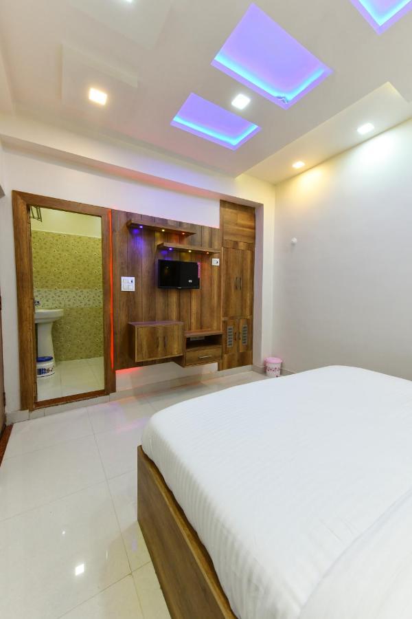 Hn Palace Homestay อัครา ภายนอก รูปภาพ