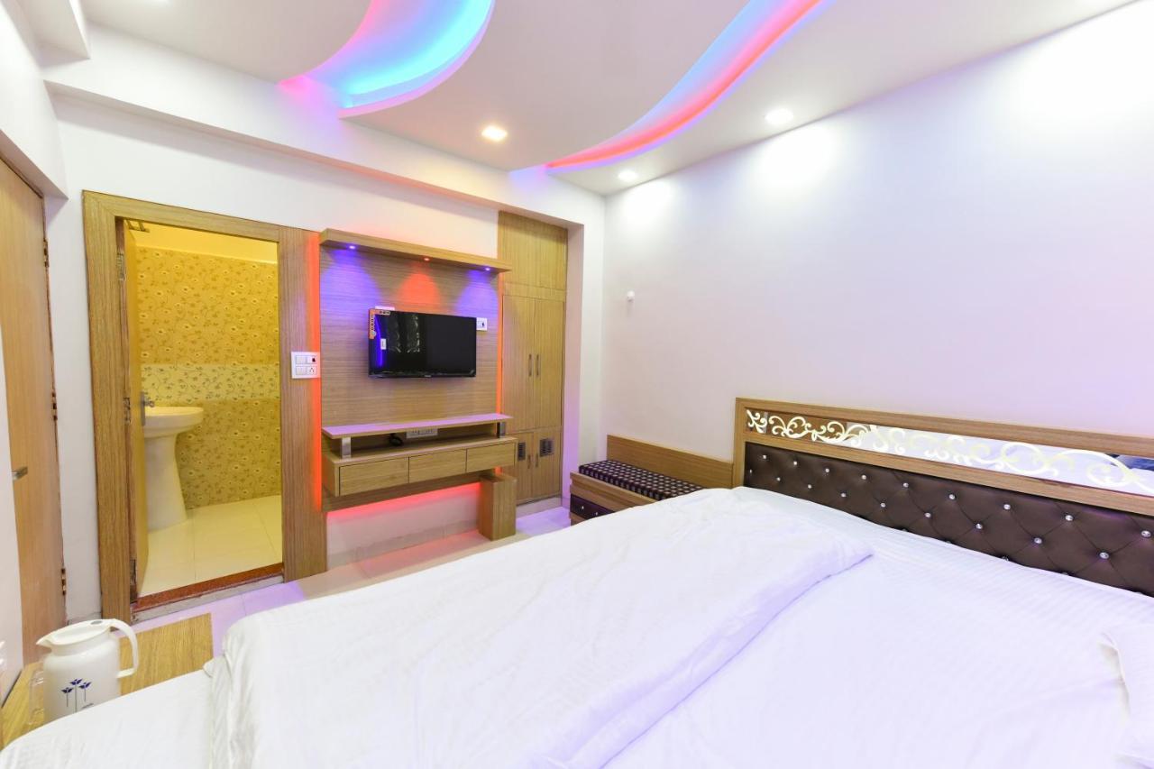 Hn Palace Homestay อัครา ภายนอก รูปภาพ