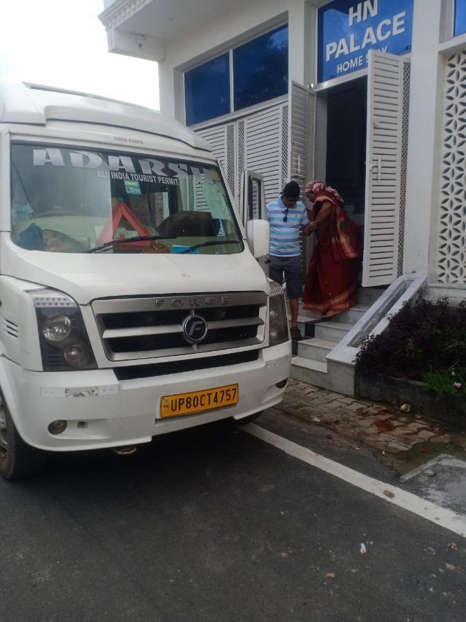 Hn Palace Homestay อัครา ภายนอก รูปภาพ