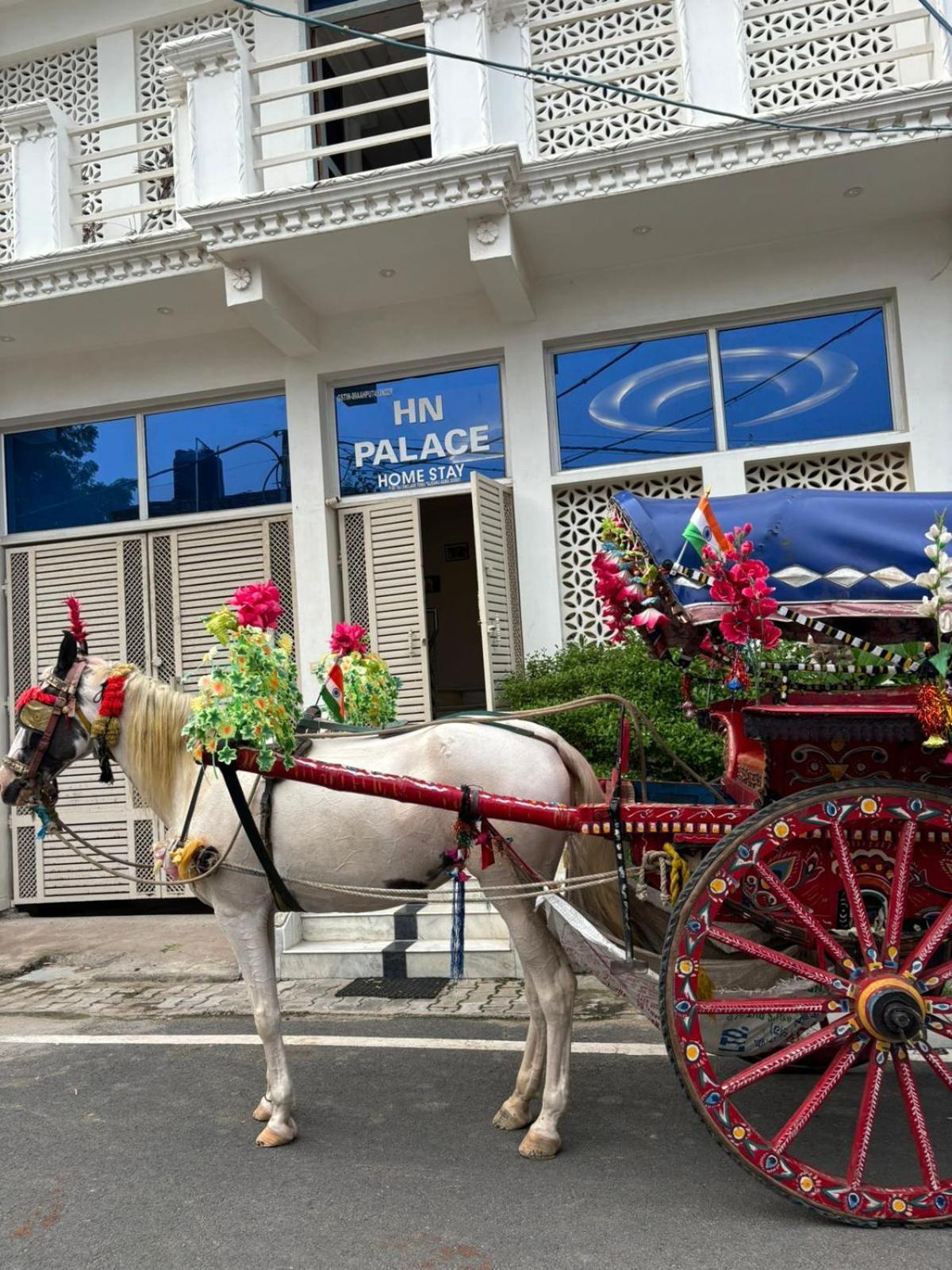 Hn Palace Homestay อัครา ภายนอก รูปภาพ
